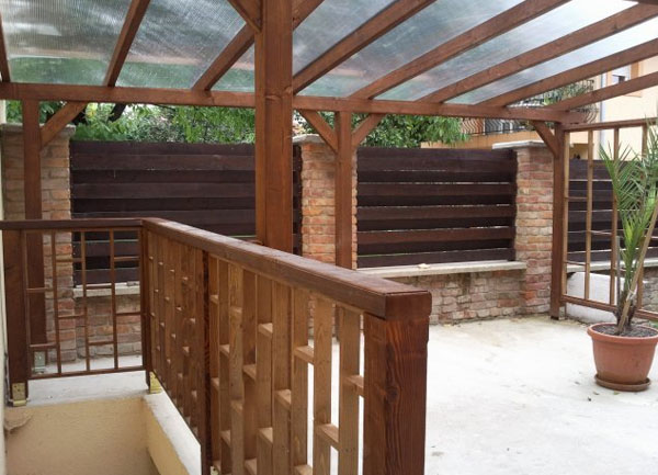 Pergolák, elő tetők